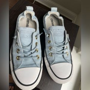 Converse shoes, size 7, color blue